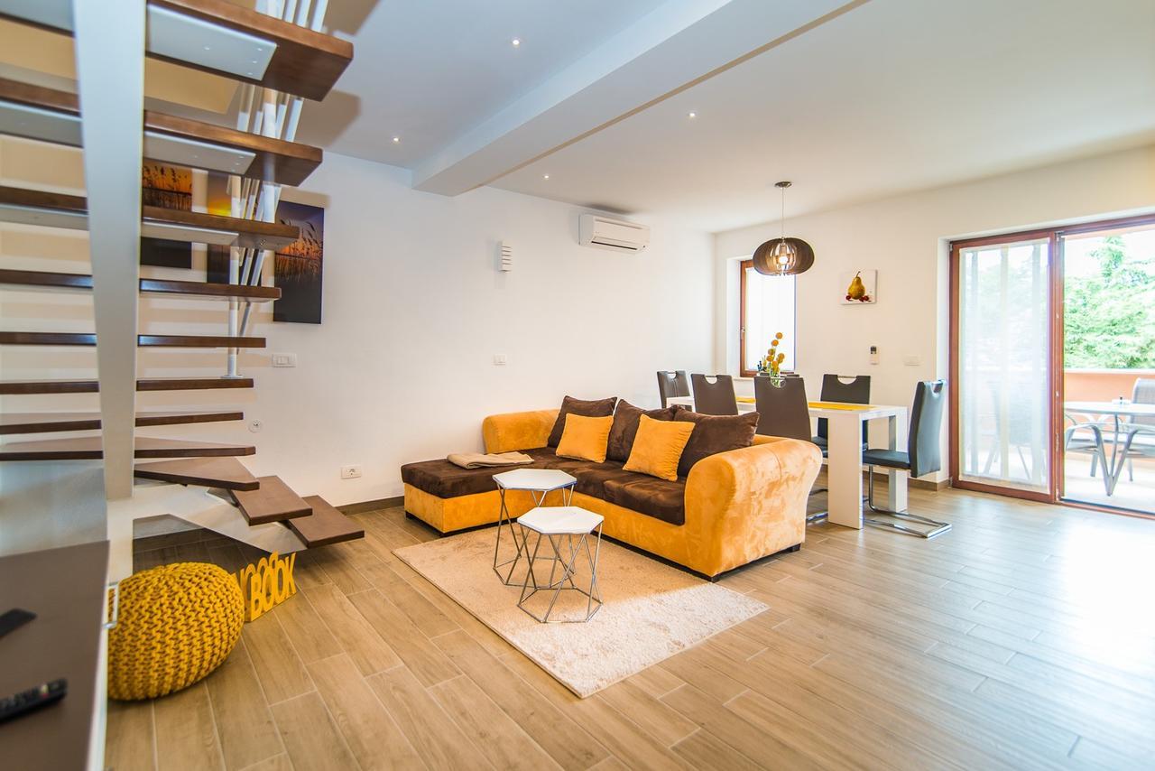 Milohanic Luxury Porec Apartments ภายนอก รูปภาพ